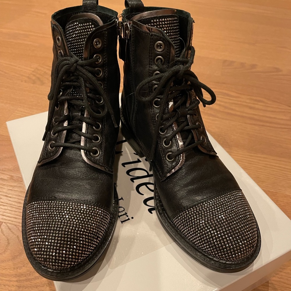 Black leather booties size 7